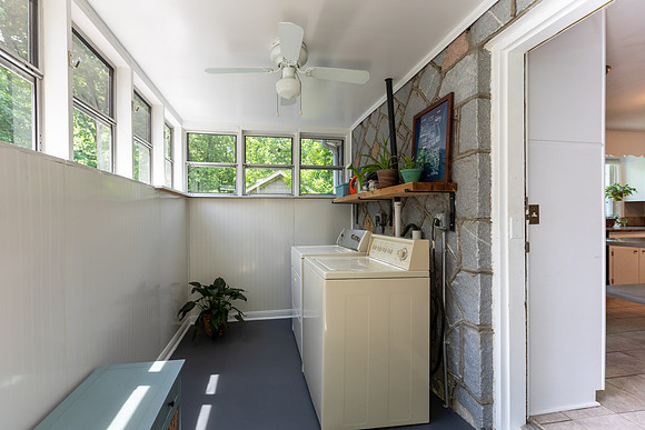 Laundry / Mud Room