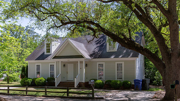 Duplex For Sale - 6211 Woodlawn Ave, Columbia, SC 29209