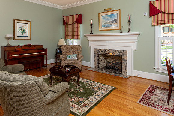 Living Room w/Fireplace