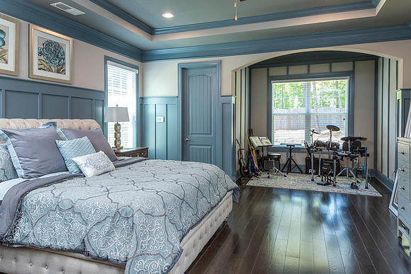 Sitting area in Master Bedroom